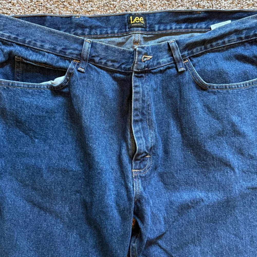 Lee Jeans